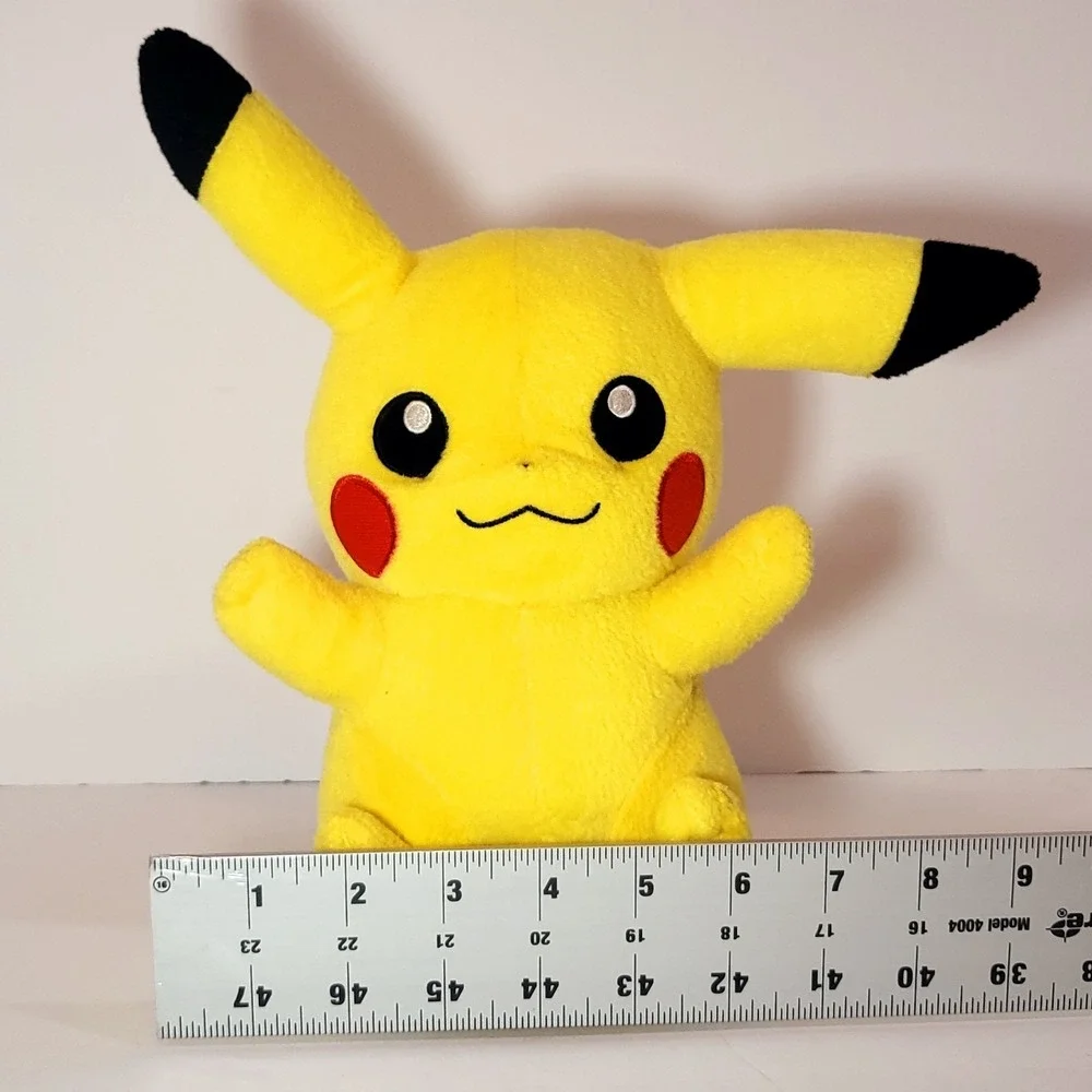 Pokémon Pikachu Plush 12